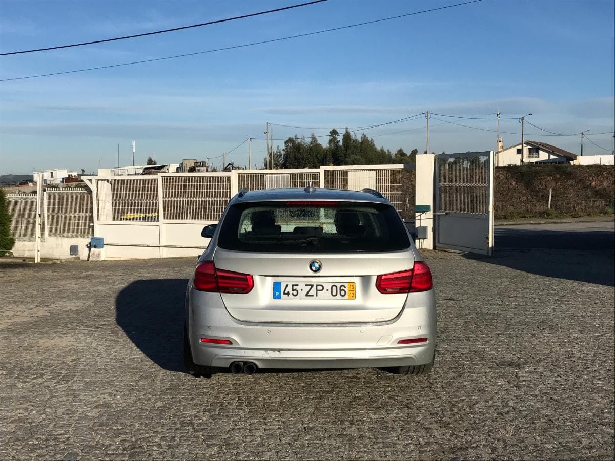 BMW 320D · Ano 2015 — image 8