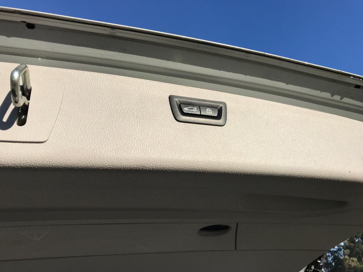 BMW 320D · Ano 2015 — image 12