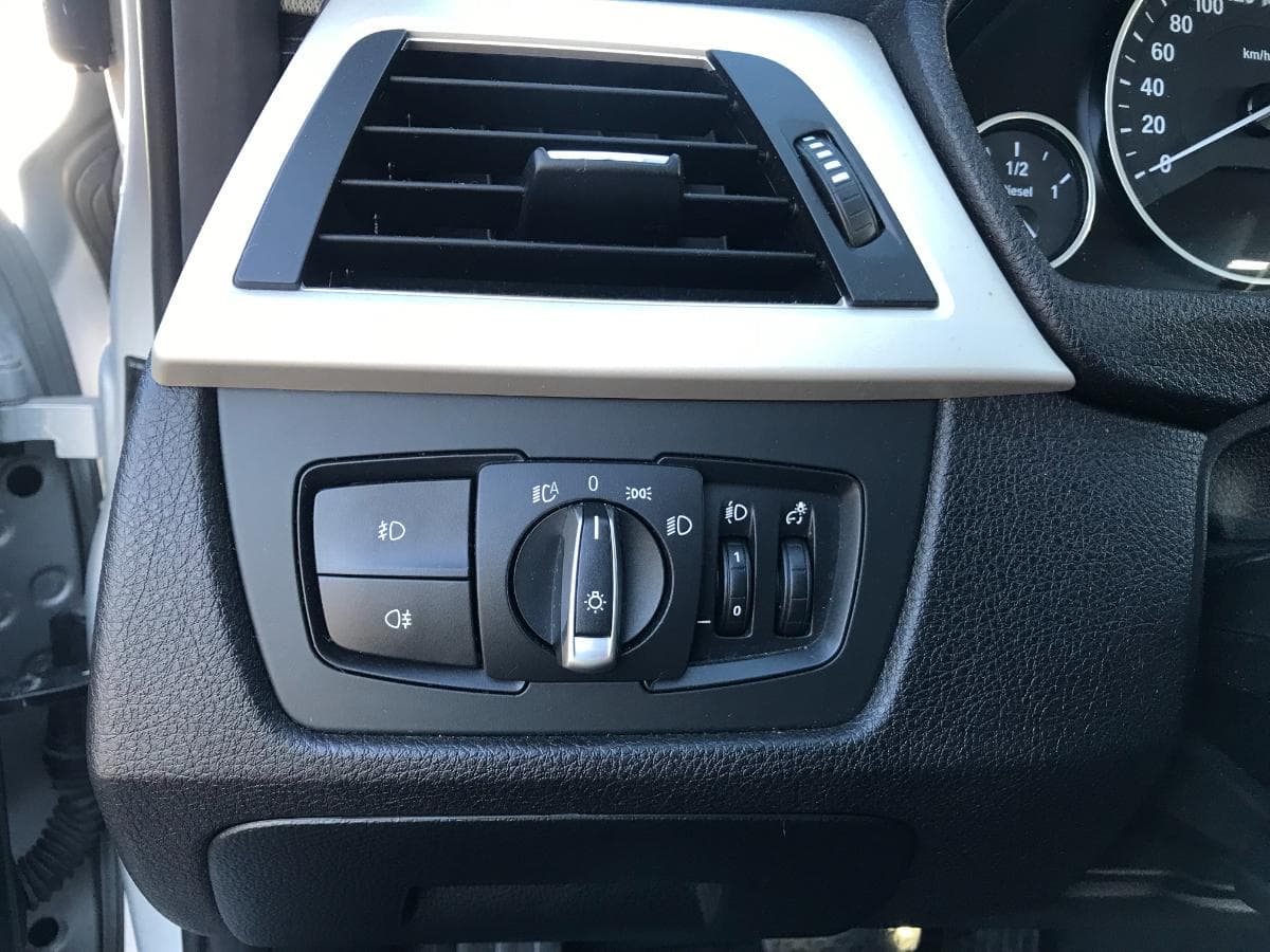 BMW 320D · Ano 2015 — image 29
