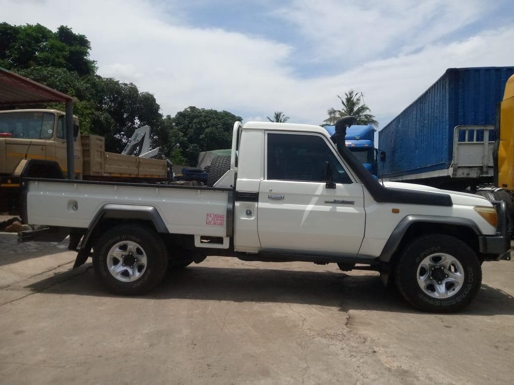 Toyota Land Cruiser · — imagem 5