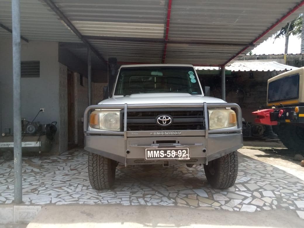 Toyota Land Cruiser · — imagem 7