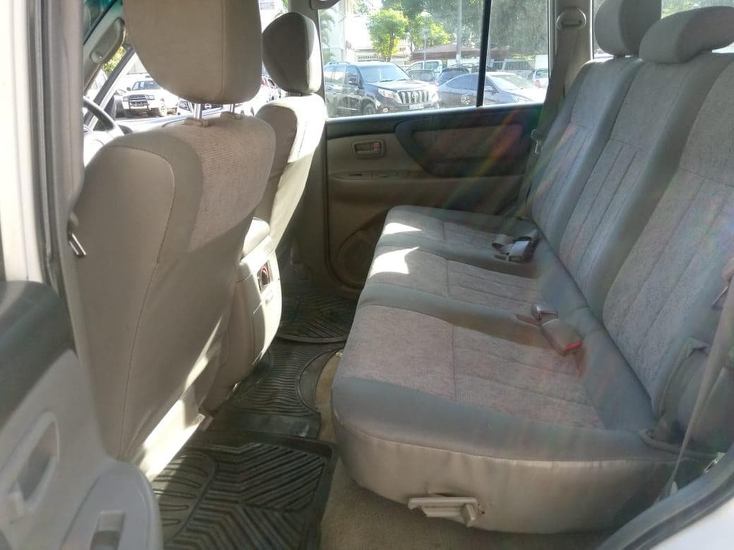 Toyota Land Cruiser GX2 · — imagem 7