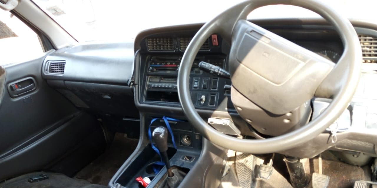 Toyota Hiace · — imagen 4
