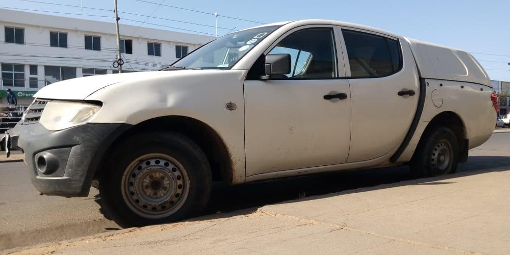 Mitsubishi L200 · — imagem 5