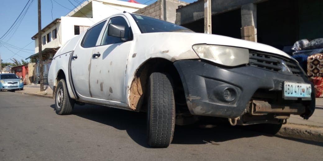 Mitsubishi L200 · — imagem 10