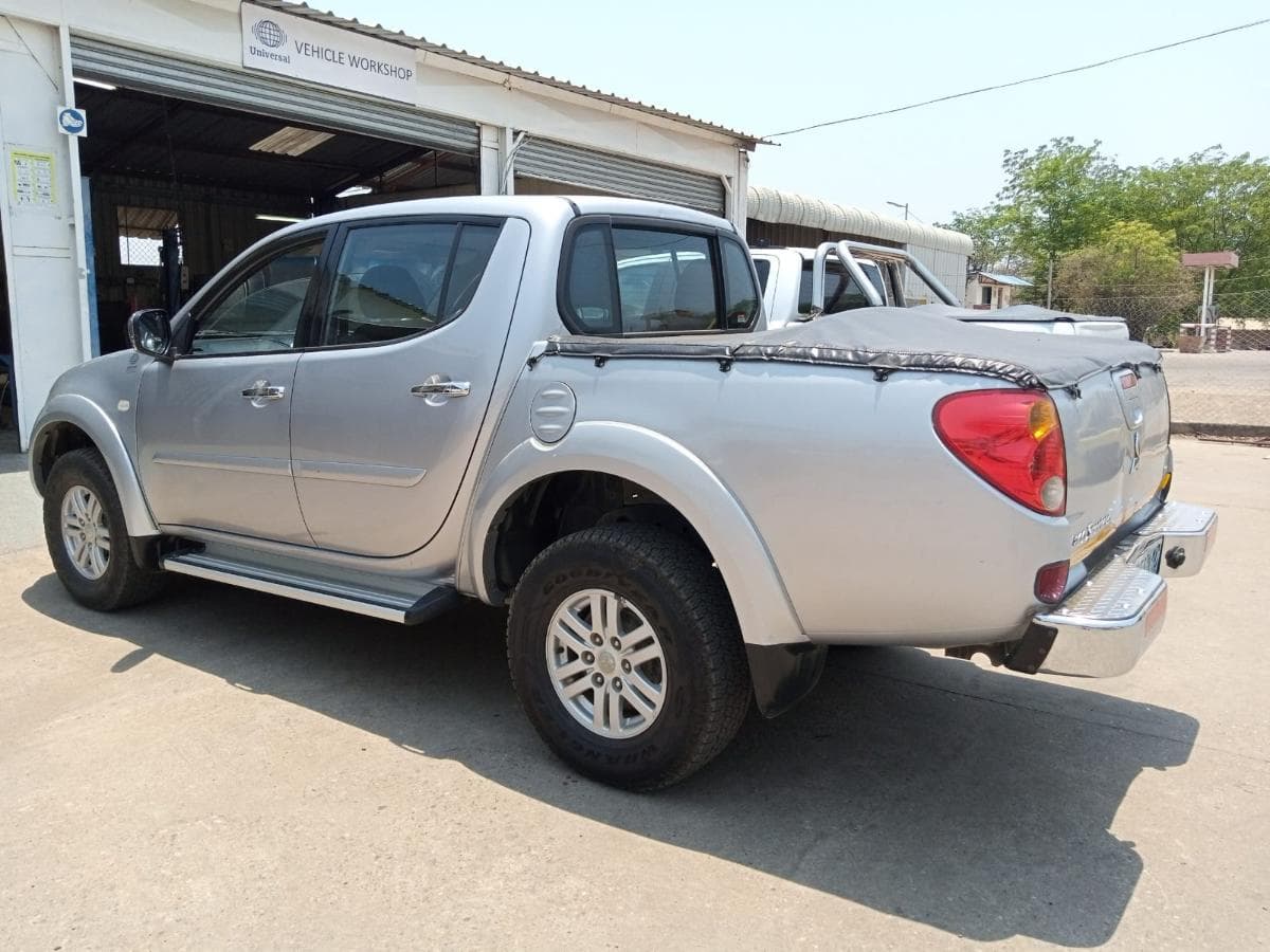 Viatura Mitsubishi L200 · — imagen 6