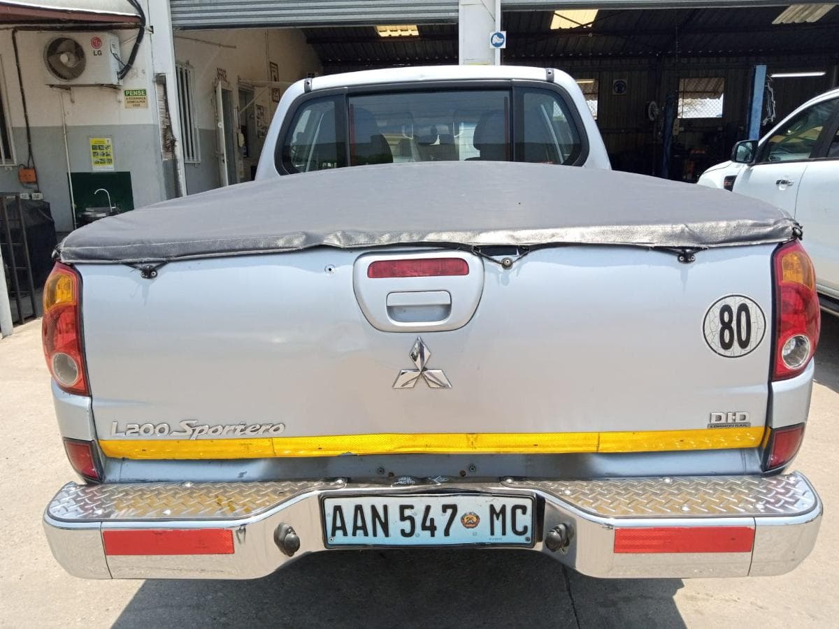 Viatura Mitsubishi L200 · — imagen 10