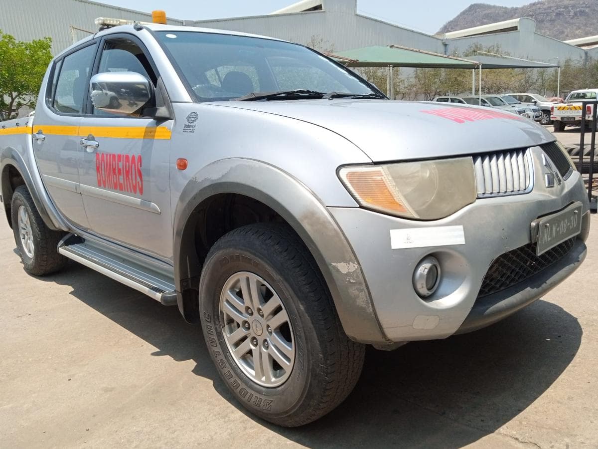 Viatura Mitsubishi L200 ·