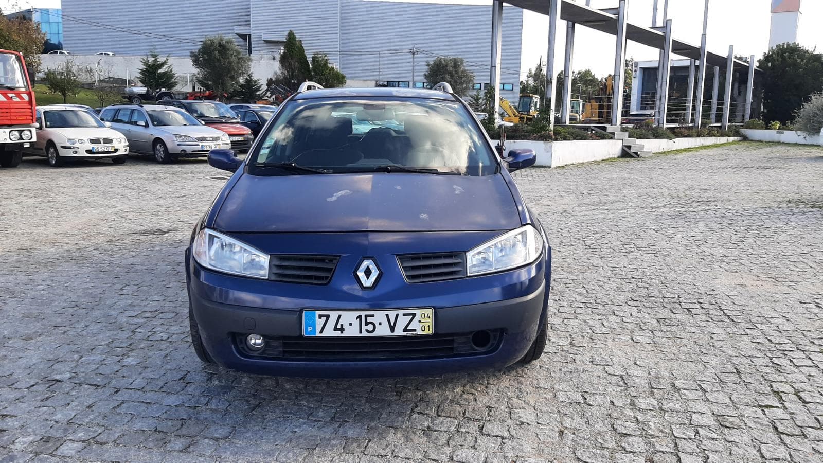 Renault Mégane 1.5 DCI · Ano 2004 — image 2