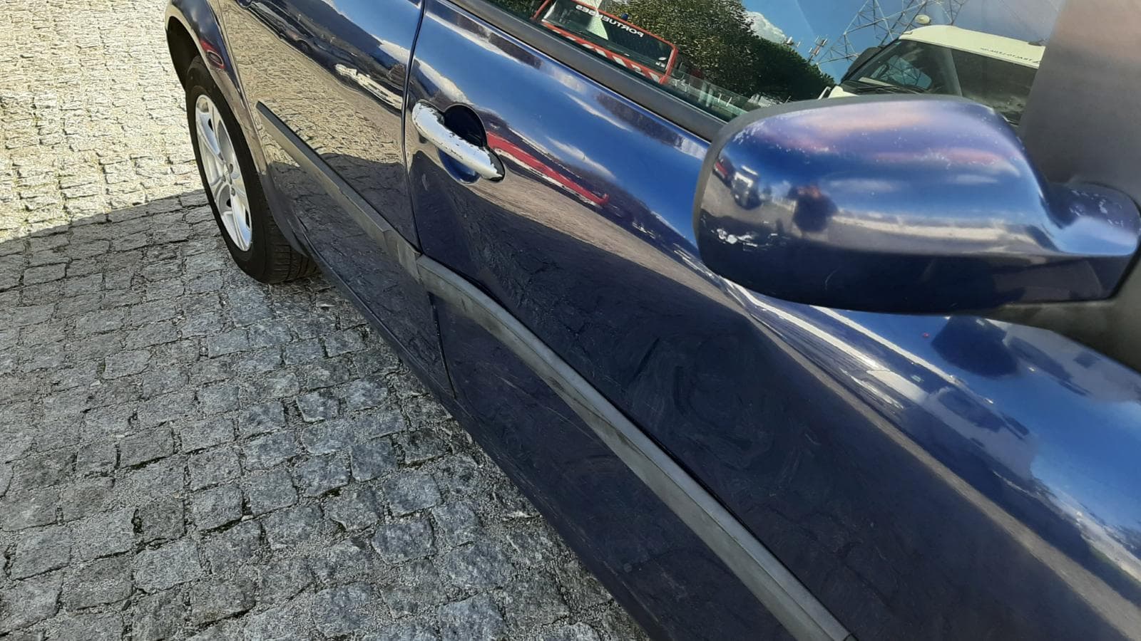 Renault Mégane 1.5 DCI · Ano 2004 — image 16