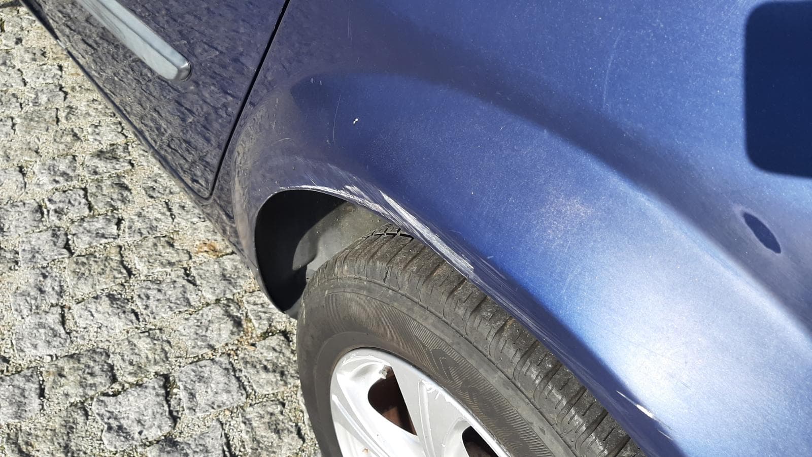 Renault Mégane 1.5 DCI · Ano 2004 — image 19
