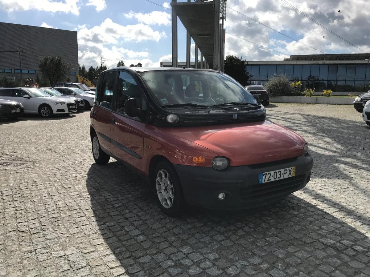 Fiat Multipla 1.9 JTD · Ano 2000