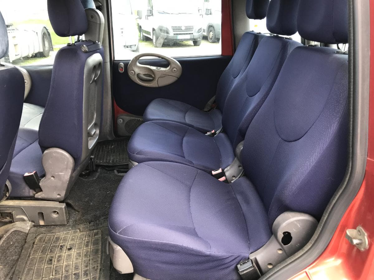 Fiat Multipla 1.9 JTD · Ano 2000 — imagen 17