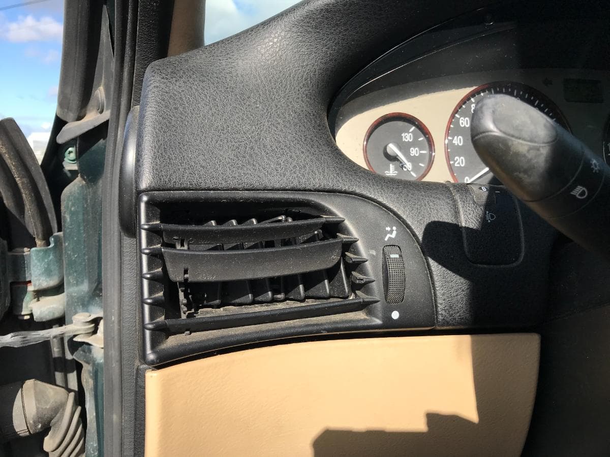 Lancia Lybra 1.9 JTD · Ano 2000 — imagem 28