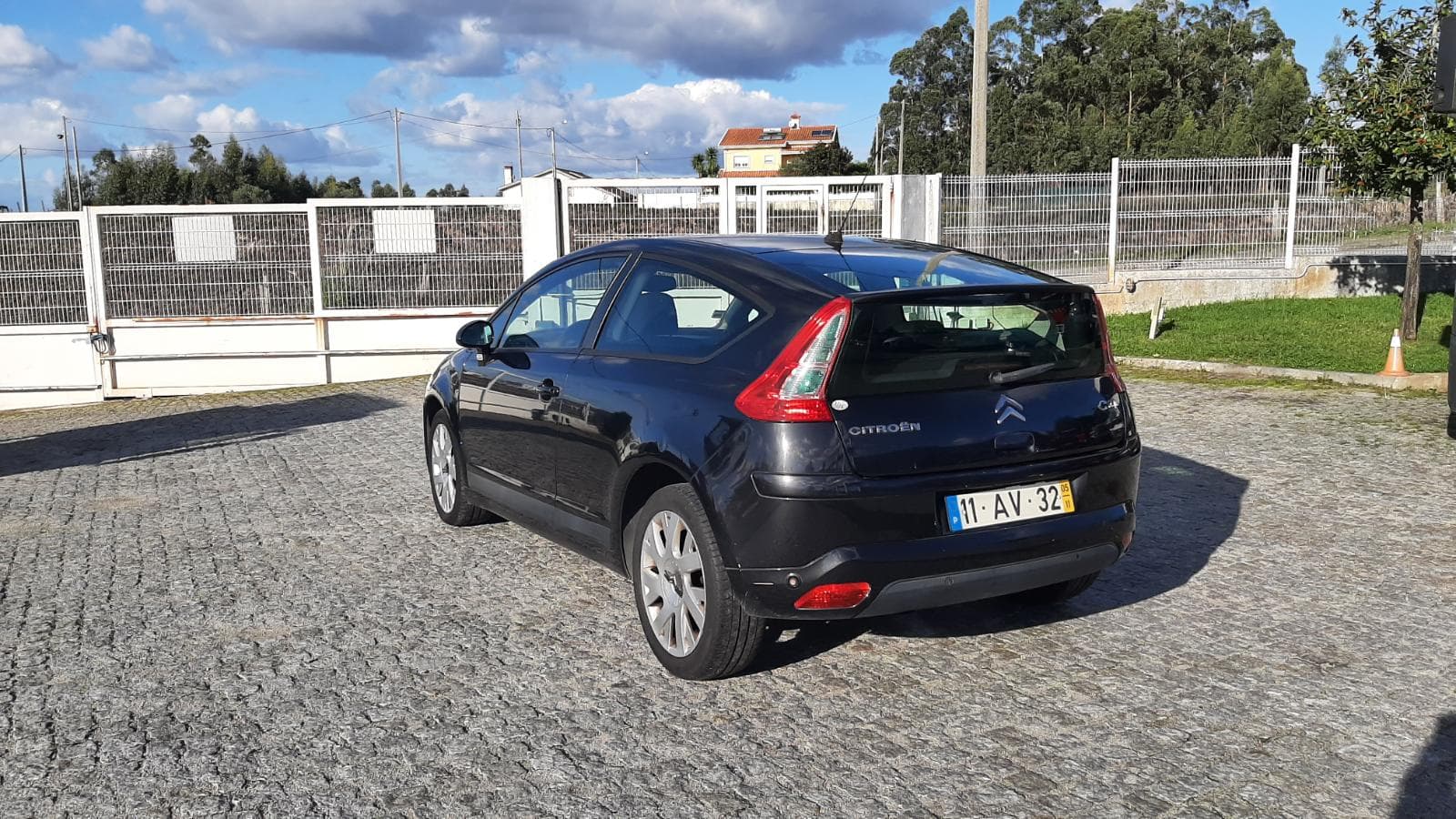 Citroën C4 1.6 HDI · Ano 2005 — imagen 4