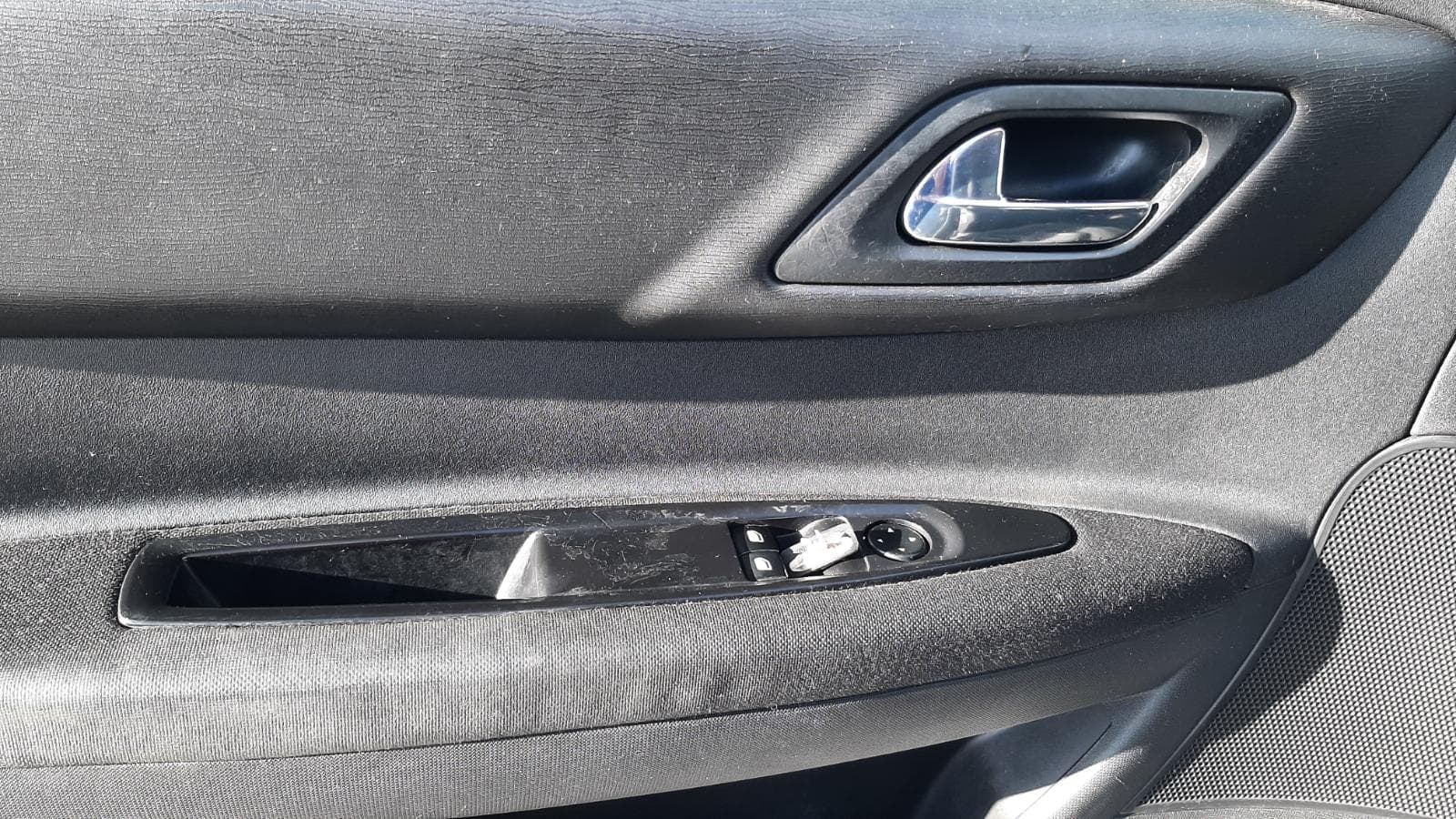 Citroën C4 1.6 HDI · Ano 2005 — imagen 23
