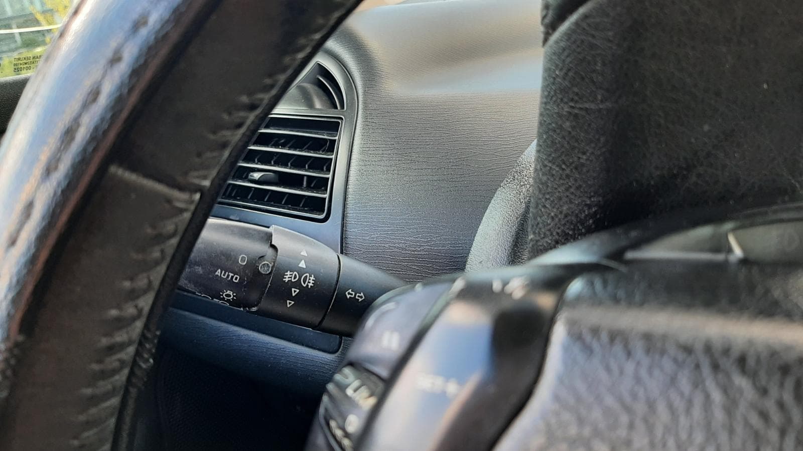 Citroën C4 1.6 HDI · Ano 2005 — imagen 30
