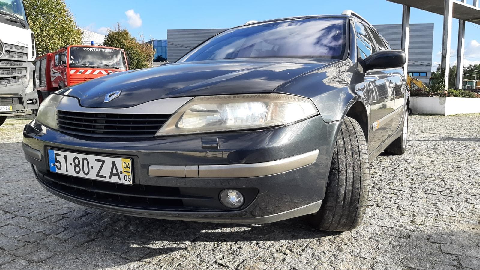 Renault laguna 1.9 DCI · Ano 2004 — imagen 5
