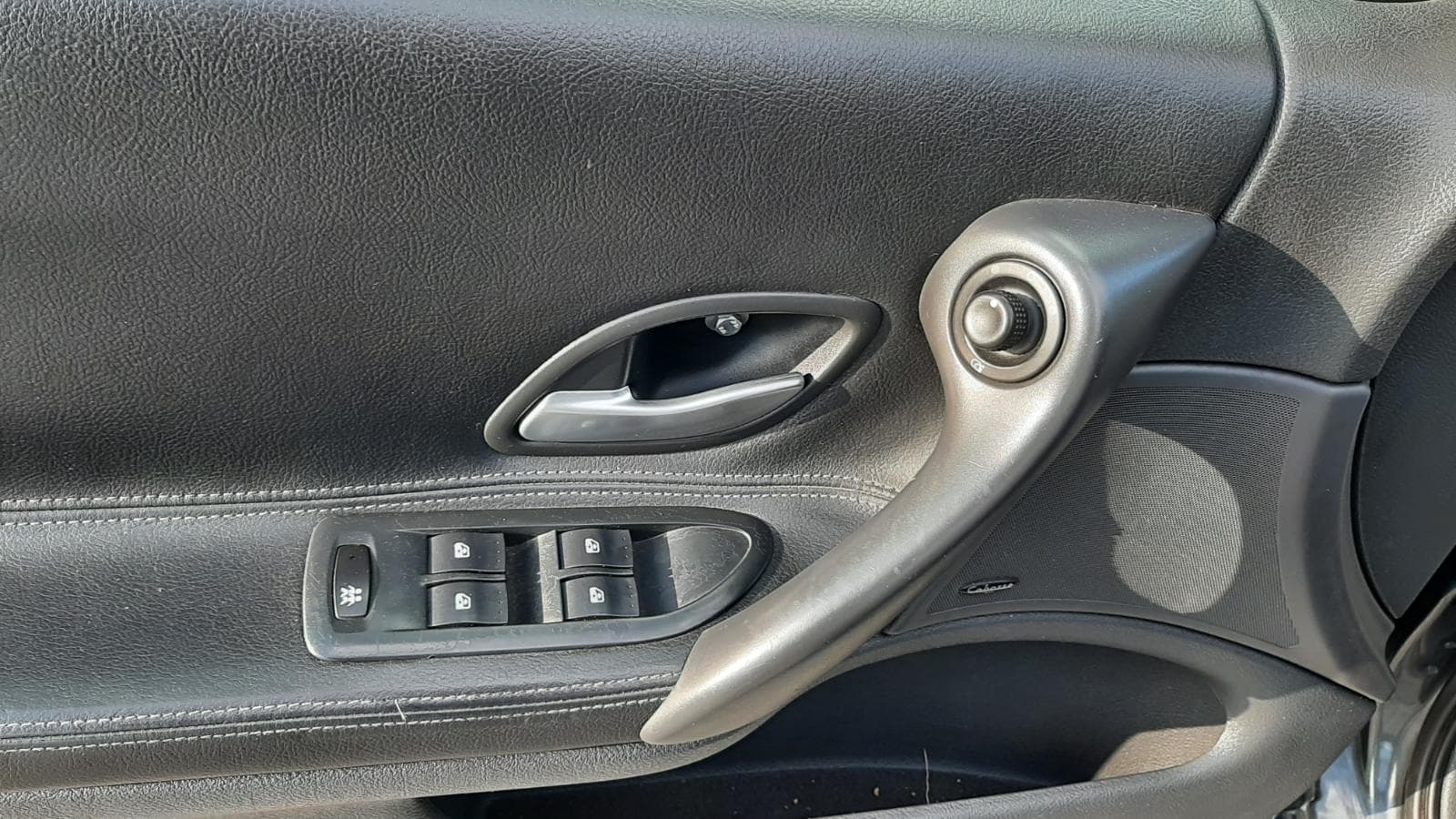 Renault laguna 1.9 DCI · Ano 2004 — imagen 29