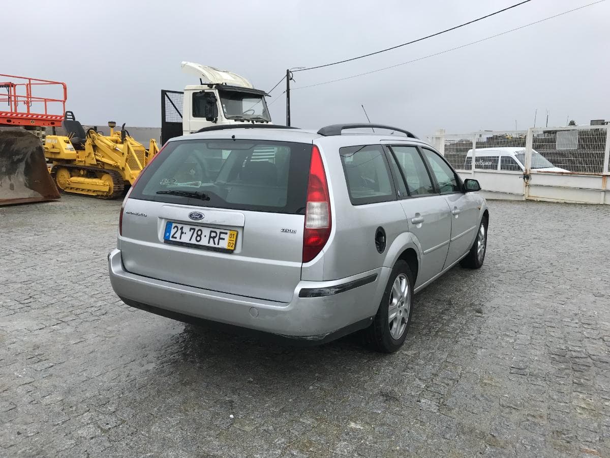 Ford Mondeo 2.0 TDCI · Ano 2001 — imagen 10
