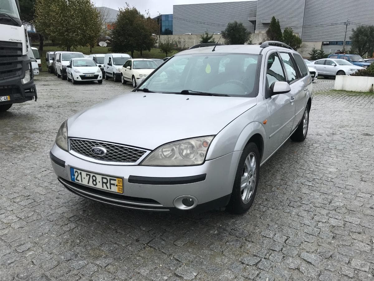 Ford Mondeo 2.0 TDCI · Ano 2001 — imagen 5