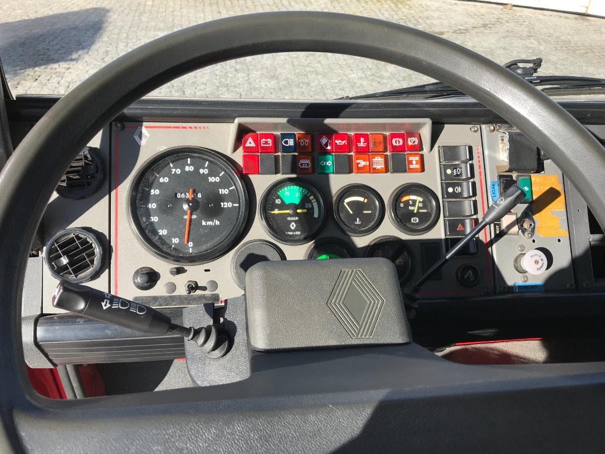 Renault G230 Especial Bombeiros · Ano 1992 — imagen 24