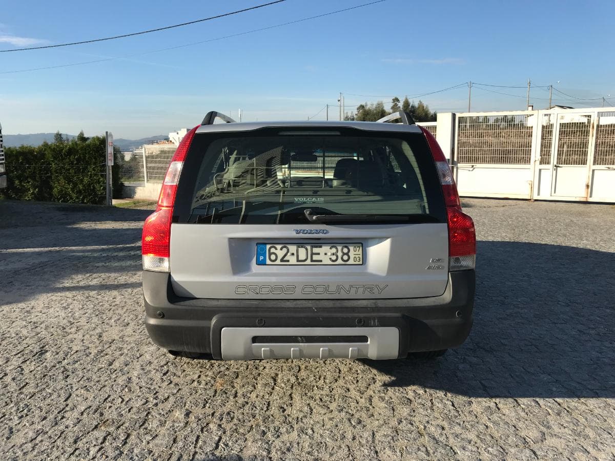Volvo XC 70 Cross Country 2.4 D5 · Ano 2007 — imagen 6