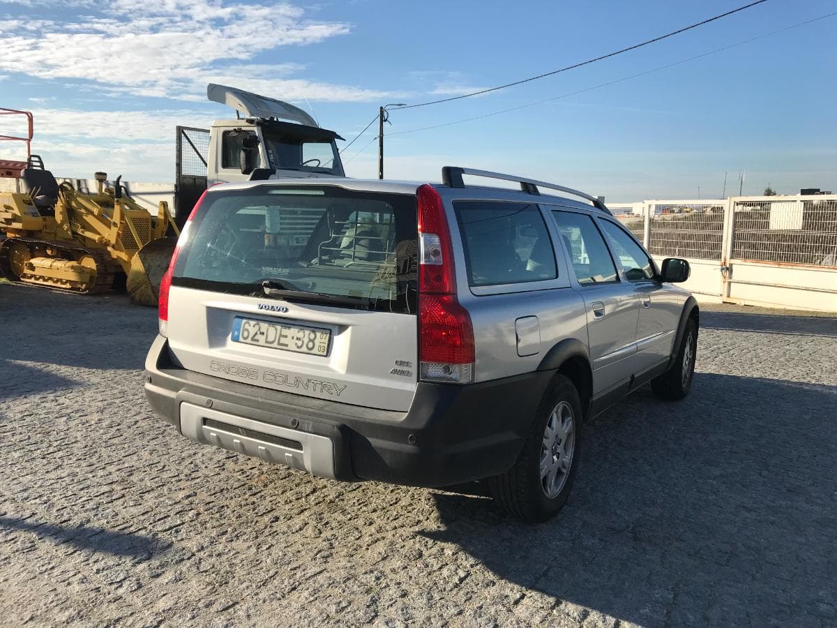 Volvo XC 70 Cross Country 2.4 D5 · Ano 2007 — imagen 7