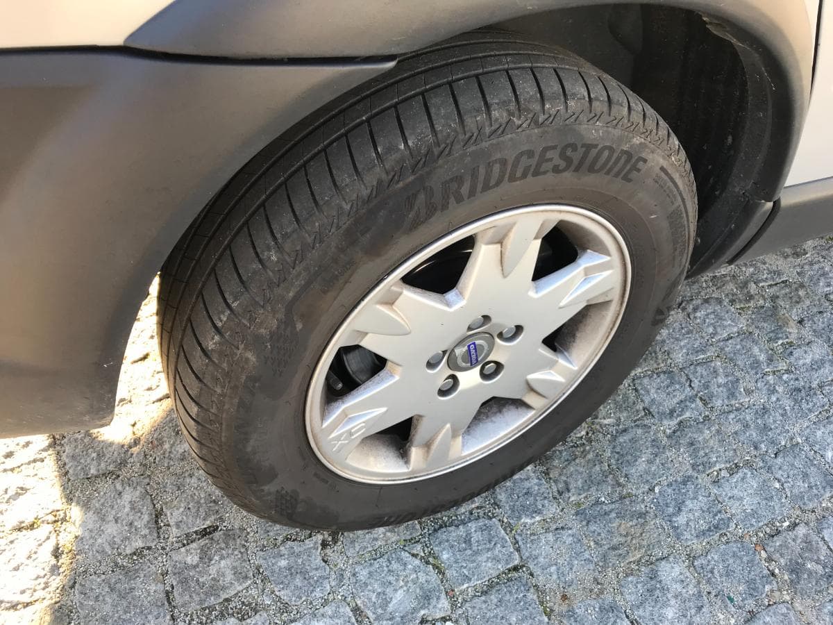 Volvo XC 70 Cross Country 2.4 D5 · Ano 2007 — imagen 12