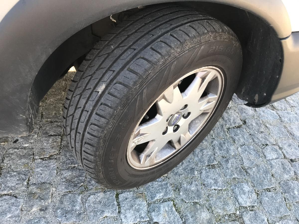 Volvo XC 70 Cross Country 2.4 D5 · Ano 2007 — imagen 14