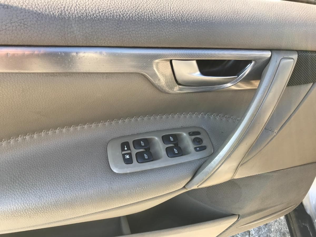 Volvo XC 70 Cross Country 2.4 D5 · Ano 2007 — imagen 21