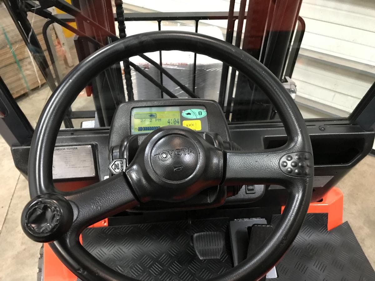 Empilhador Eléctrico Toyota 3000 KG — imagen 11