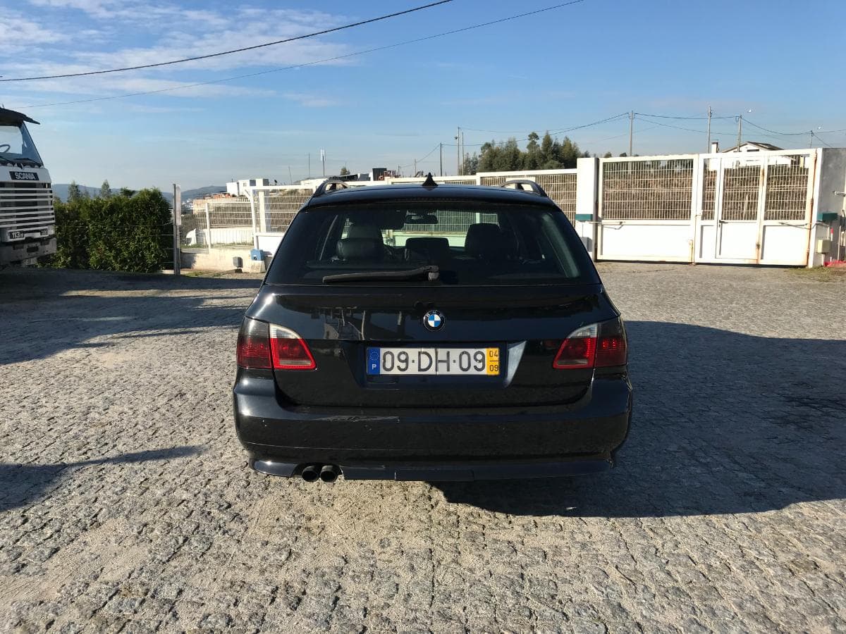BMW 525 D · Ano 2004 — imagen 8
