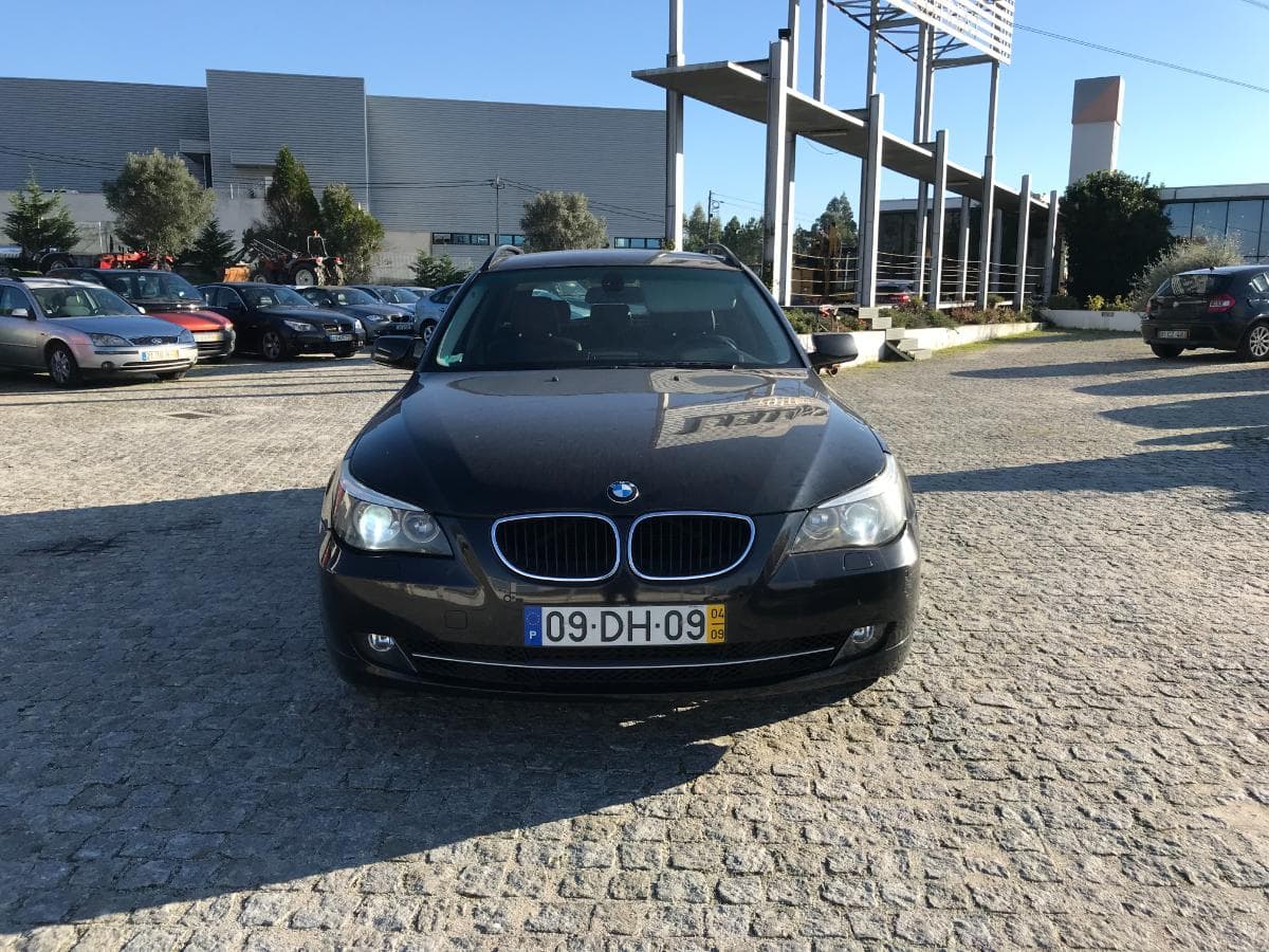 BMW 525 D · Ano 2004 — imagen 2