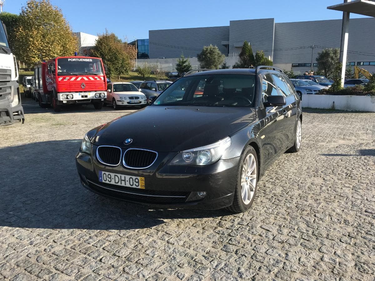BMW 525 D · Ano 2004 — imagen 5