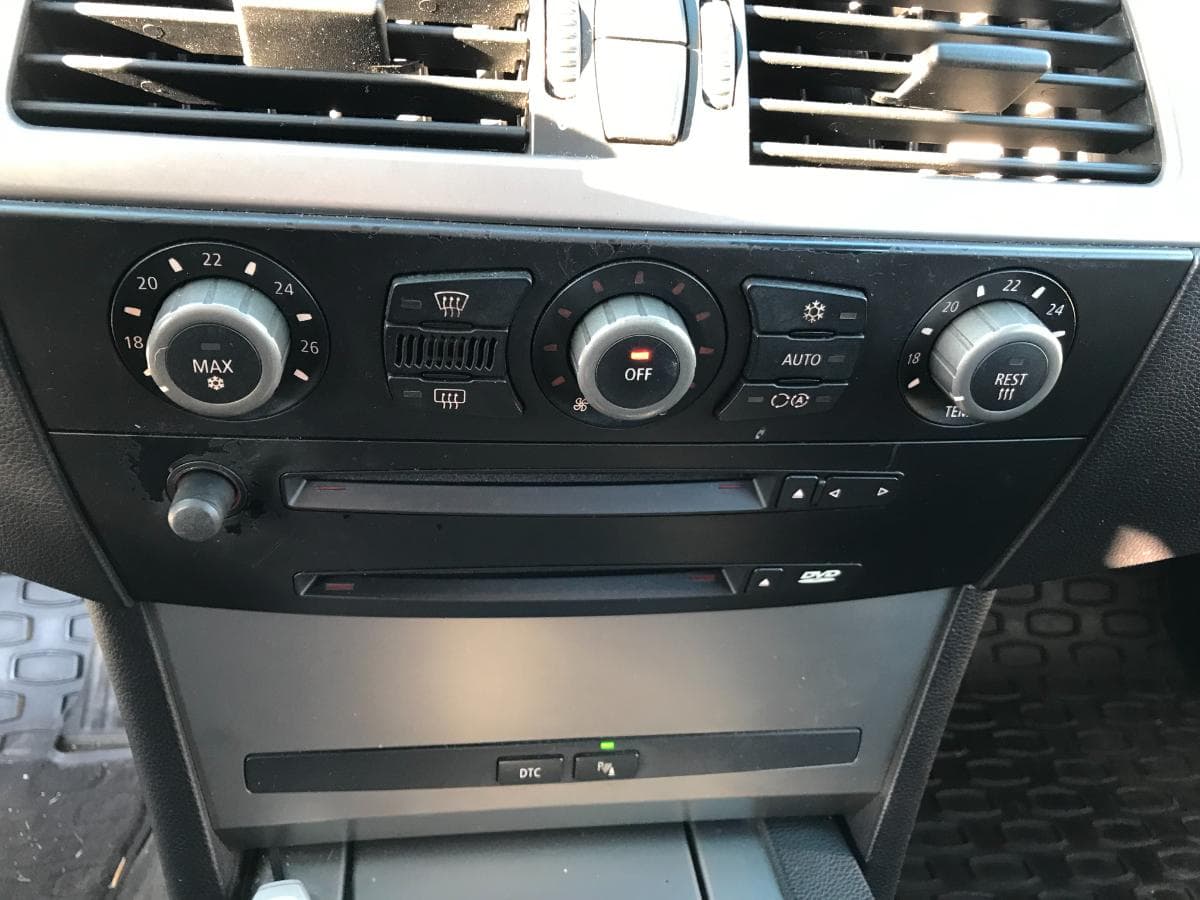 BMW 525 D · Ano 2004 — imagen 24