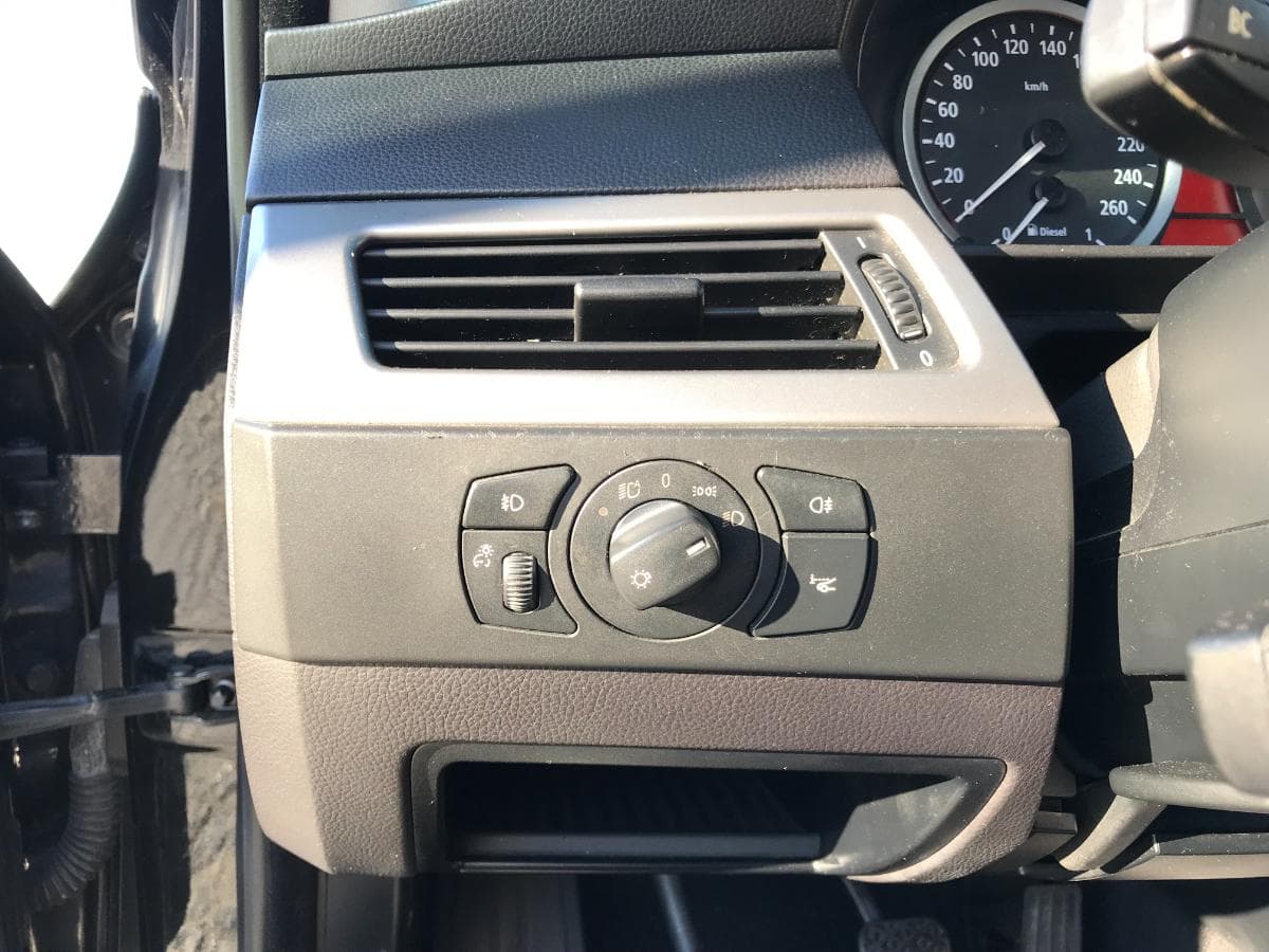 BMW 525 D · Ano 2004 — imagen 22