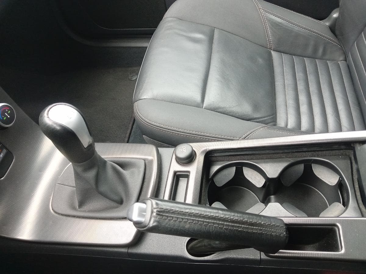 Volvo C30 R Design 1.6 D · Ano 2011 — imagen 33