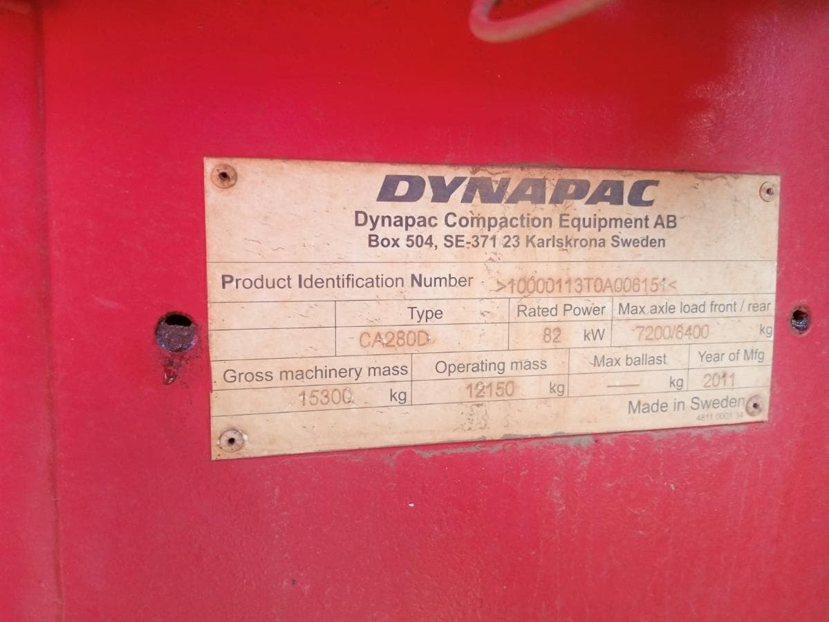 Rodillo DYNAPAC · Mocuba — imagen 4