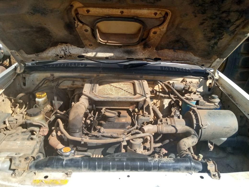 NISSAN HARDBODY 2.5 · Mocuba — imagen 3