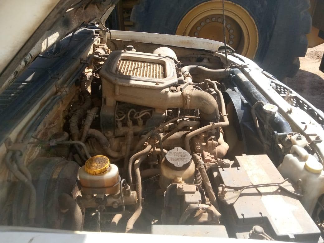 NISSAN HARDBODY 2.5 · Mocuba — imagen 9