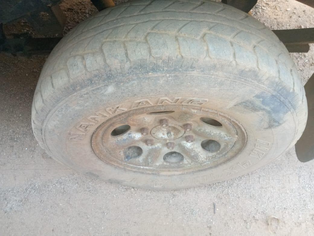 NISSAN HARDBODY 2.5 · Mocuba — imagen 12