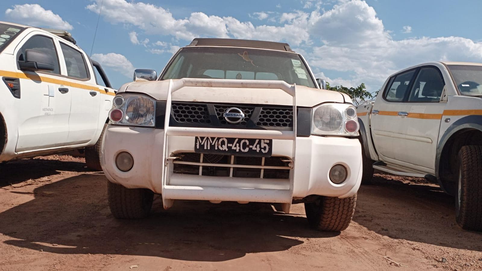 NISSAN Hardbody · Mocuba — imagem 2