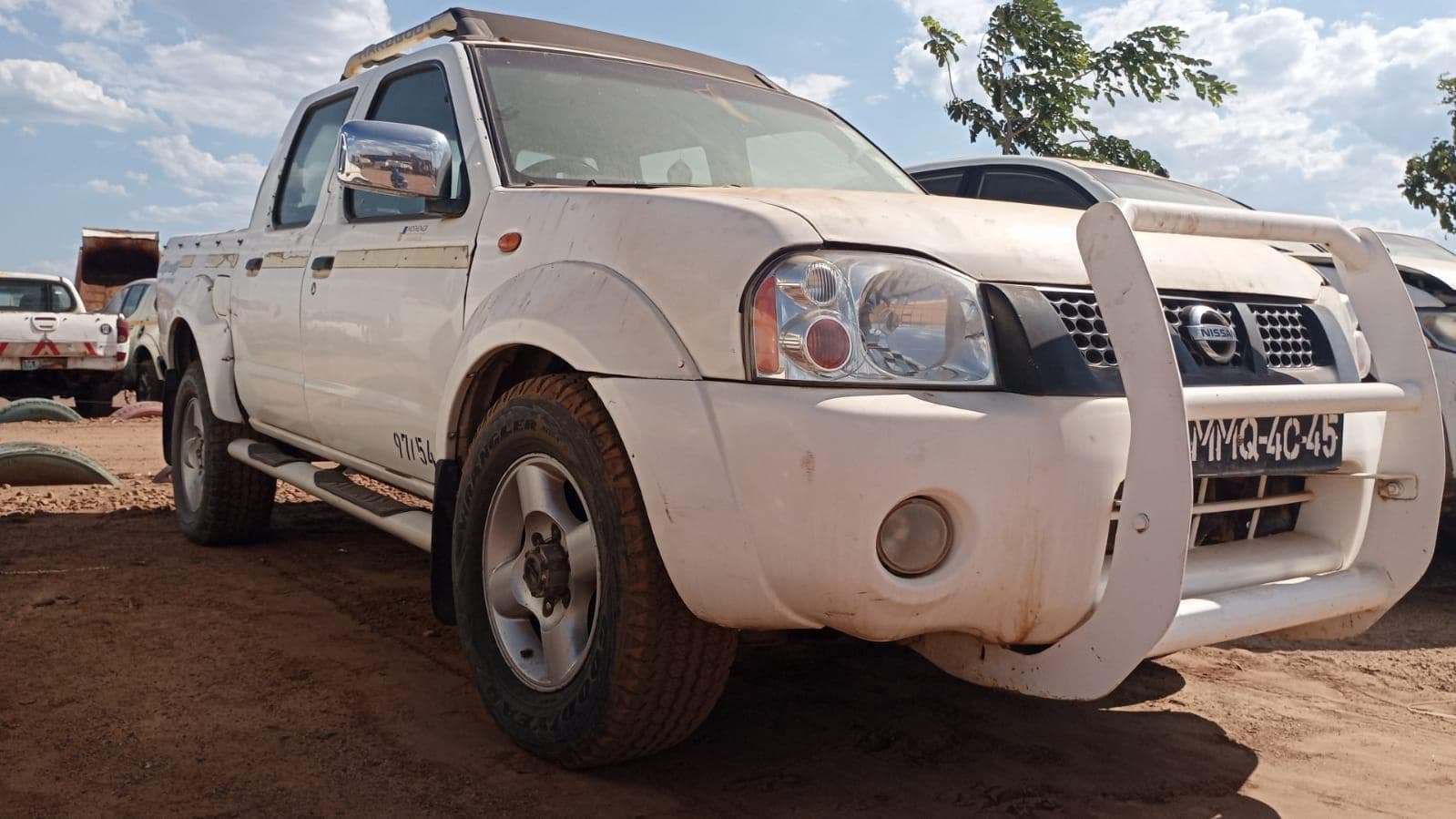 NISSAN Hardbody · Mocuba — imagem 5