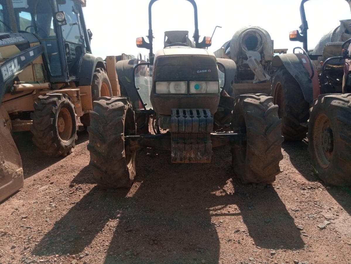 Tractor Agrícola · Mocuba