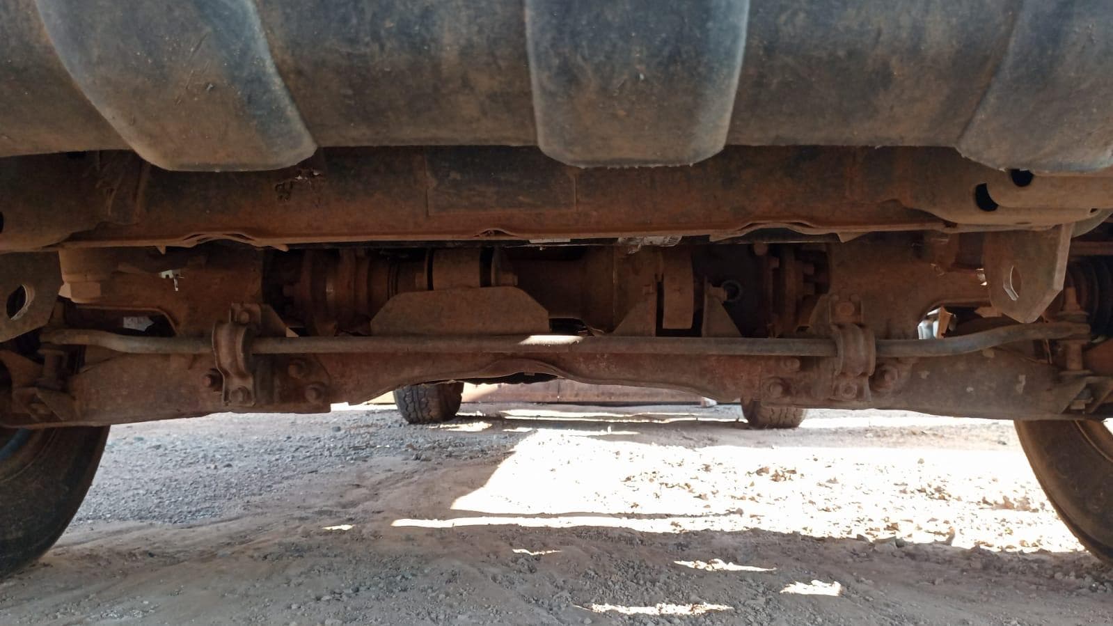 NISSAN HARDBODY 2.5 · Mocuba — imagem 3
