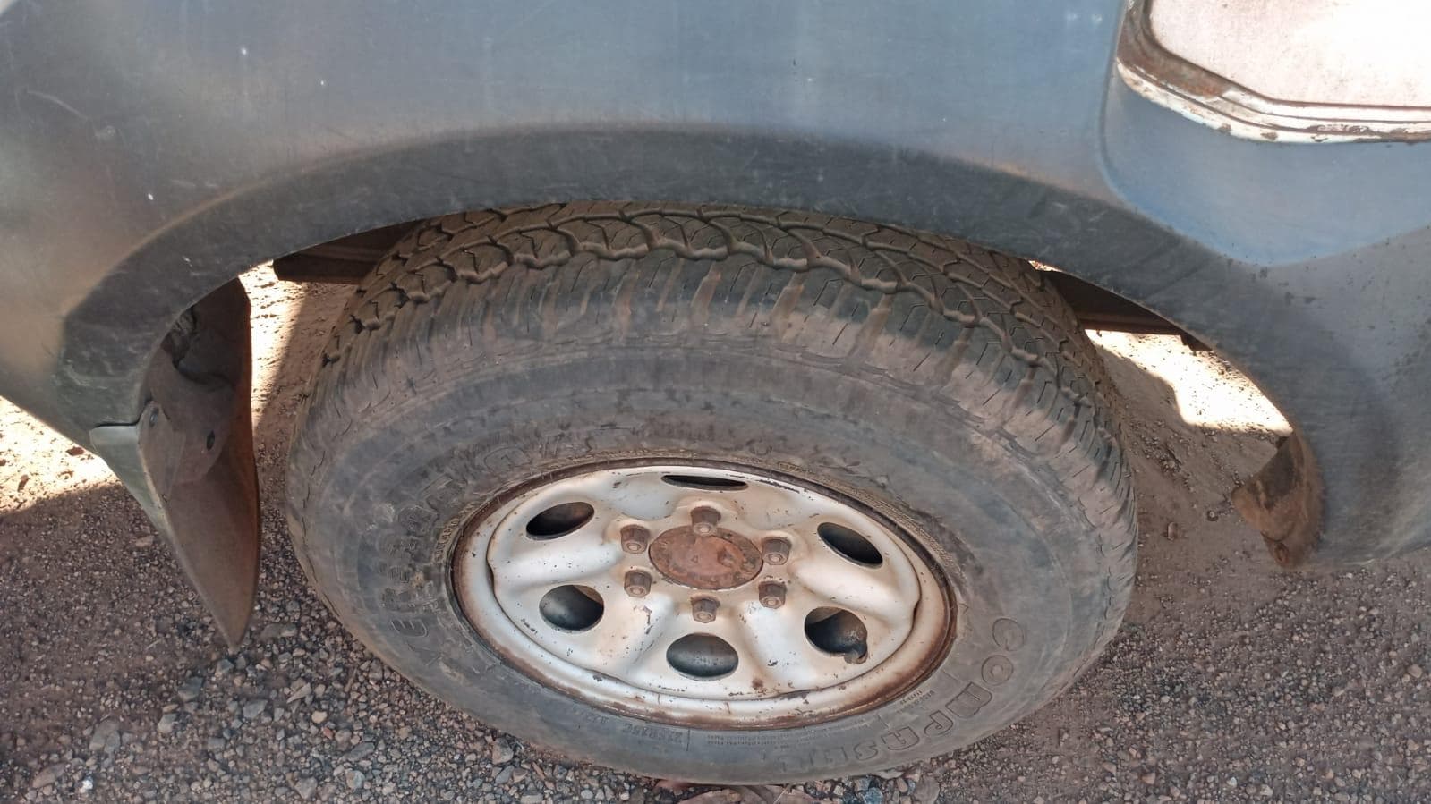 NISSAN HARDBODY 2.5 · Mocuba — imagem 8
