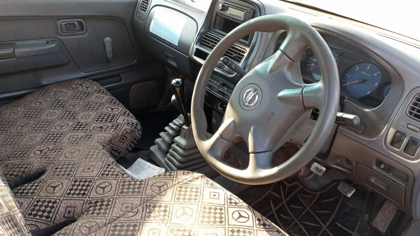 NISSAN HARDBODY 2.5 · Mocuba — imagem 14
