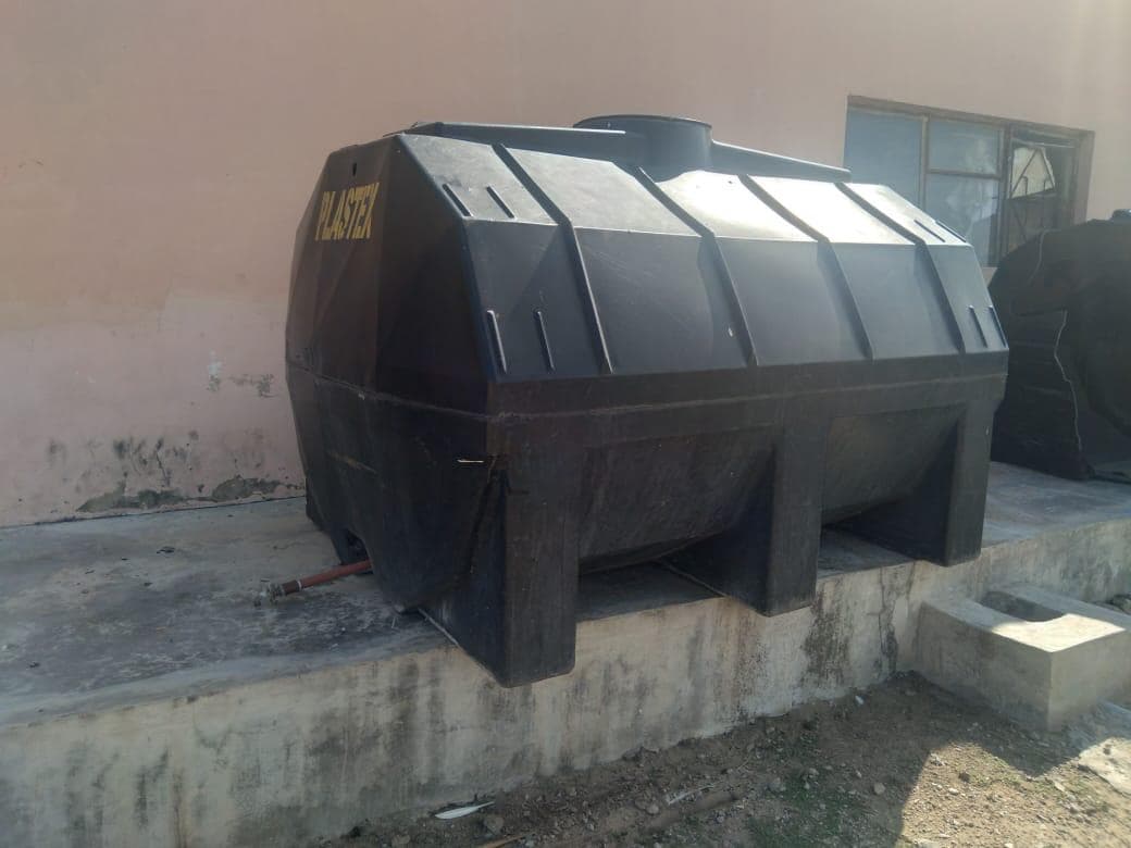 Depósito de agua · — imagen 2