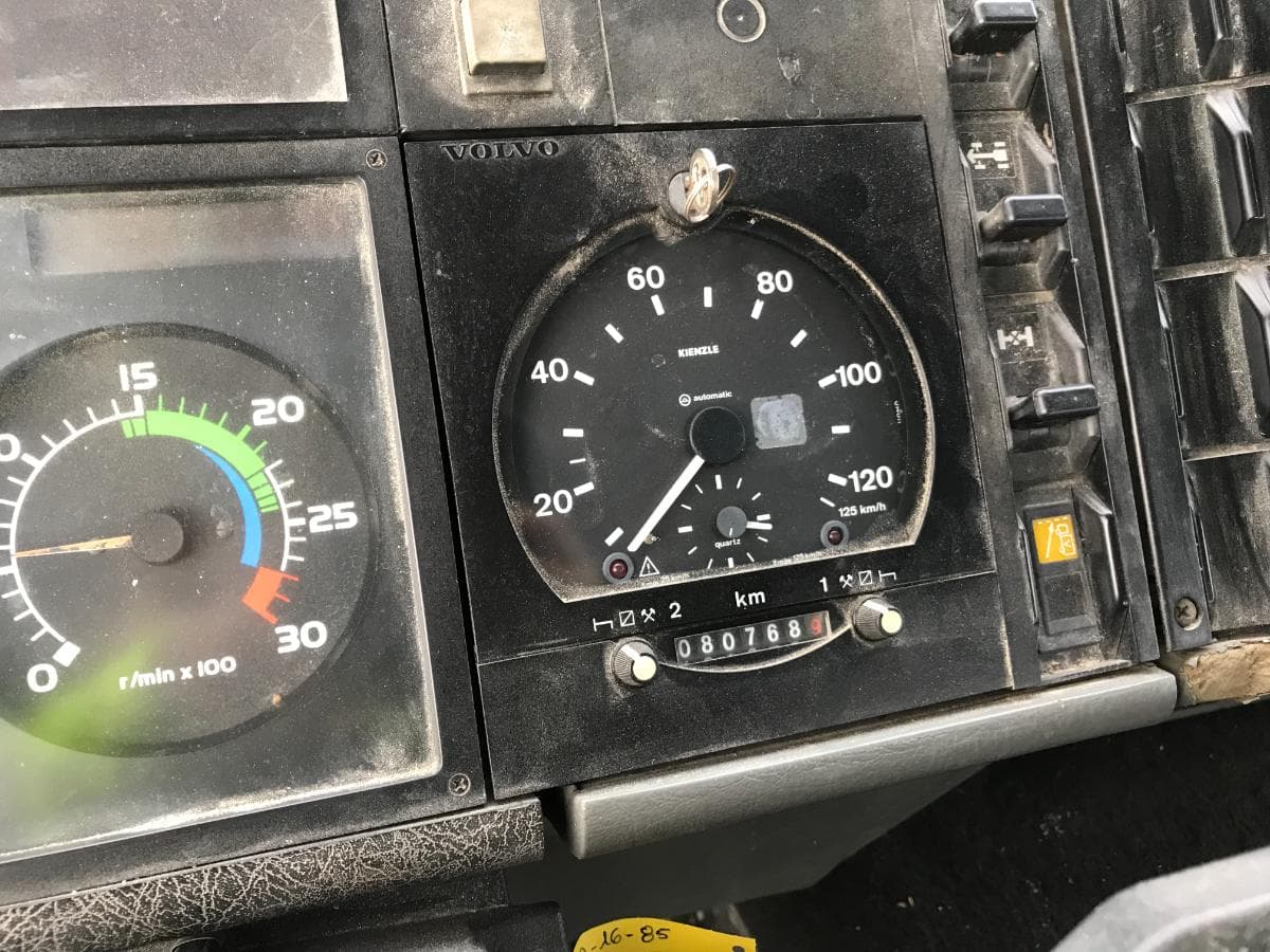 Volvo FL6 Tribasculante · Ano 1991 — image 21